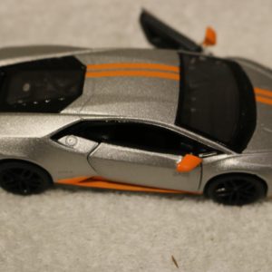 Kinsmart Lamborghini Huracan LP 610 1:36