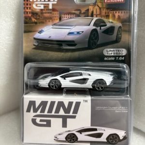 Mini GT Lamborghini Countach lpi800-4 1:64