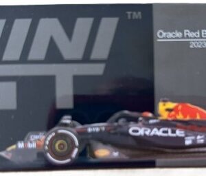 MiniGT, 1op64 2023 Red Bull Racing F1 R 19 #1 Max Verstappen Bahrein GP winner